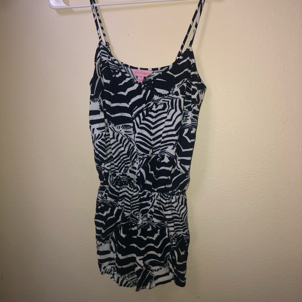 Lilly pulitzer romper Xs